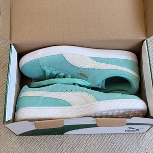 Puma classic suede shoes. Women's size 10. Teal and white. Brand new in box.